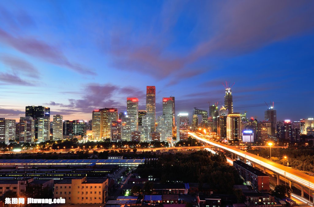 收藏 关键词:繁华北京夜景图片下载,北京风景,cbd,中央商务区,高楼