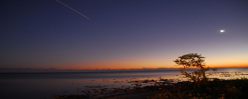 夜晚,夜空,海面,大海风景,海洋风景,宽幅风景,美丽风景,美丽景色,美景