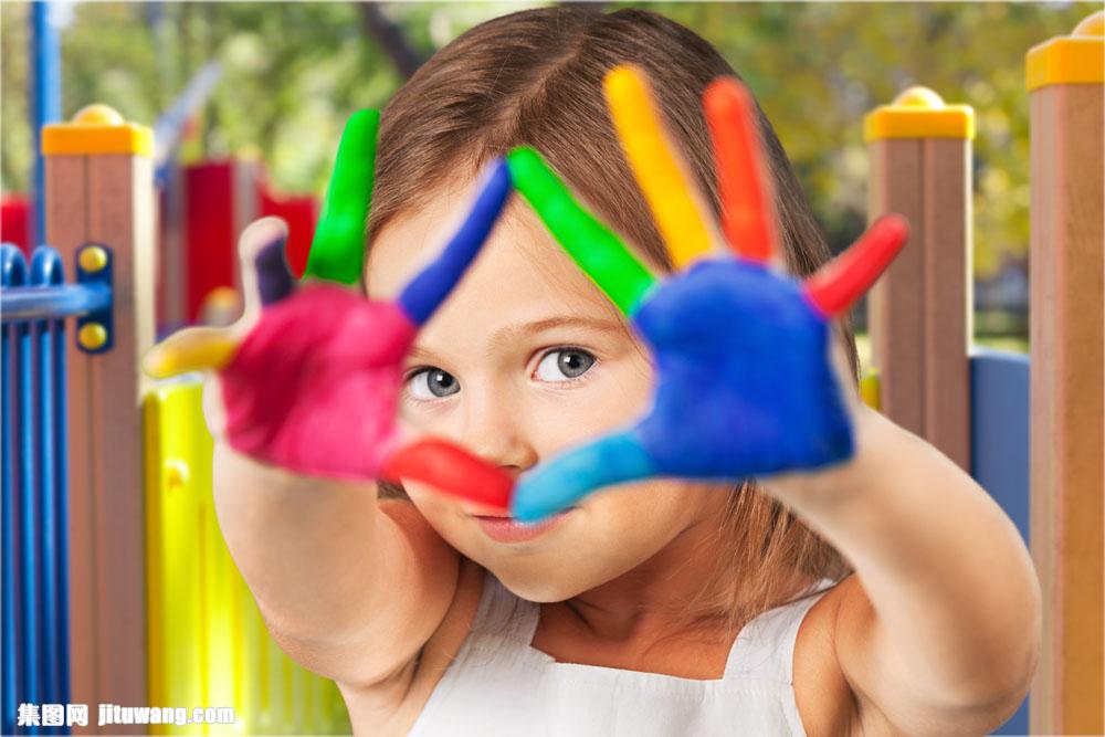 五颜六色油漆手小女孩 图片素材下载-儿童幼儿-人物图库-图片素材