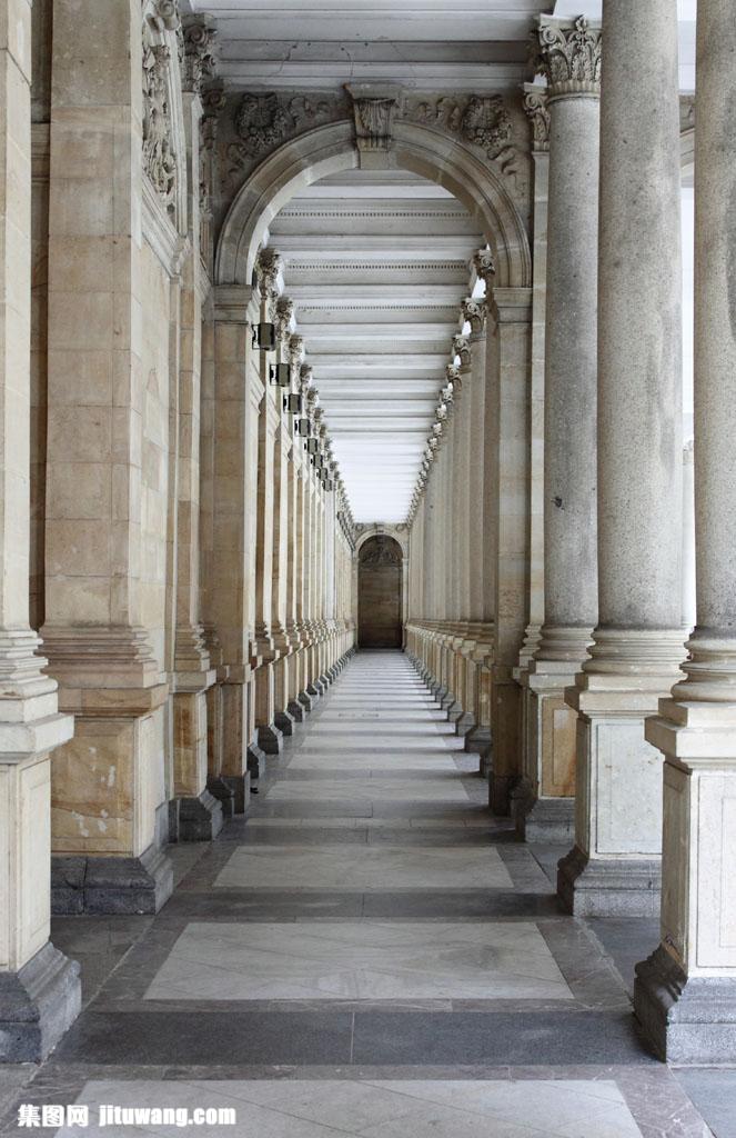 教堂柱子图片