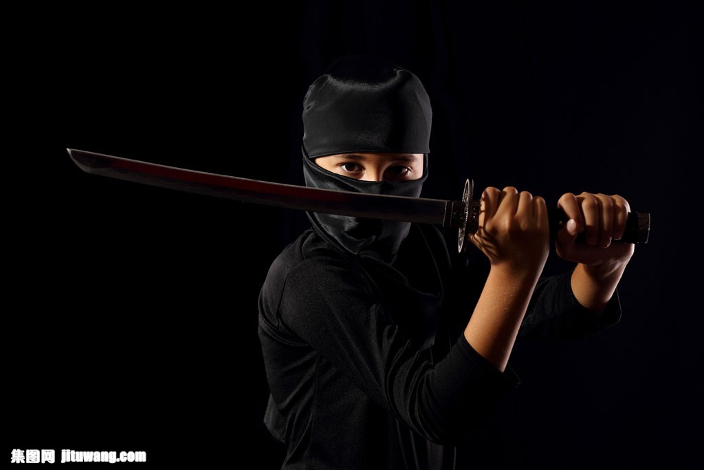 拿刀的大盗 图片素材下载-生活人物-人物图库-图片素材 - 集图网 www.