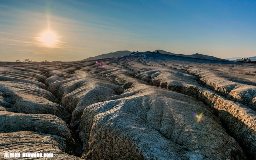 泥土沟壑风景图片