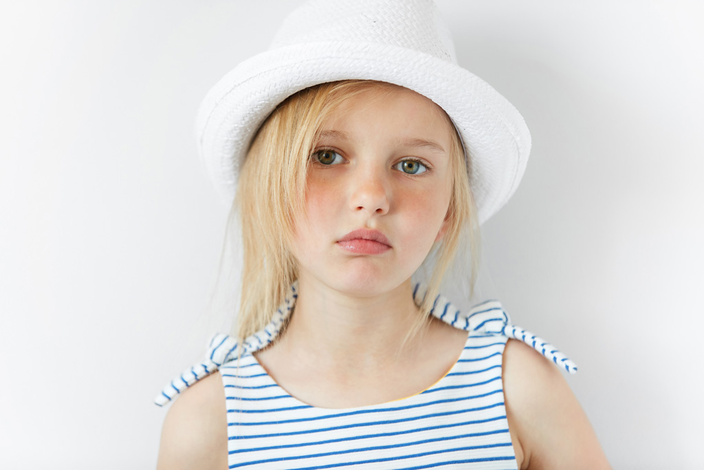 戴帽子的模特女孩图片素材下载(图片id:920939)_-儿童幼儿-图片素材