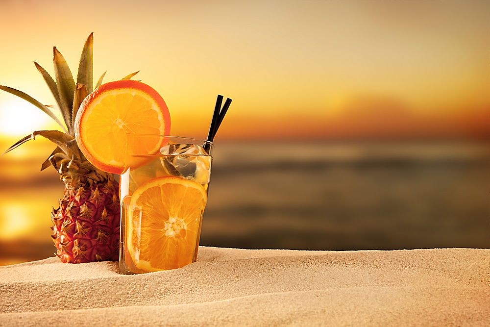 Summer drink on beach (3)